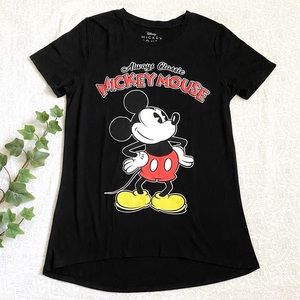 Disney Classic Mickey Mouse character (juniors) tee, black